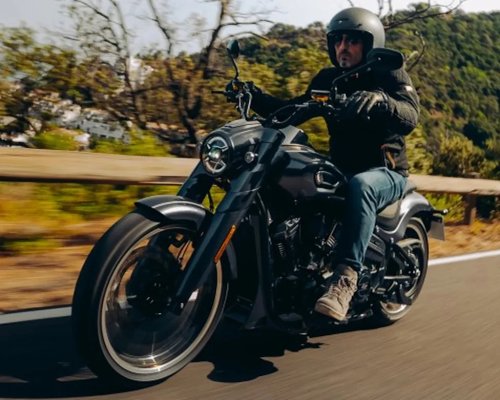 This Stunning, Affordable New Retro-Styled Cruiser Might Be the Most Rider-Friendly Yet