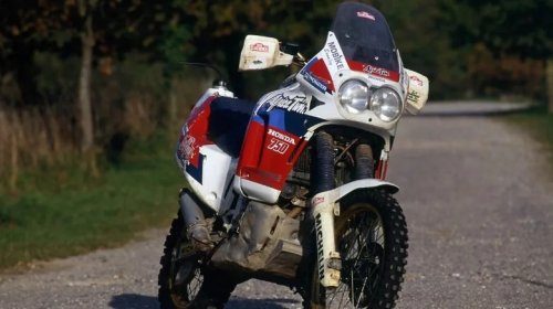Honda, Here's What Makes This Honda Motorcycle Perfect For Off-Road Adventures
