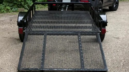 5 Highly-Rated Car Accessories From Lowe's Owners Say Are Worth Buying