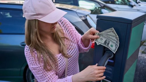 How Much Does It Cost To Charge An Electric Car & What Factors Affect The Price?