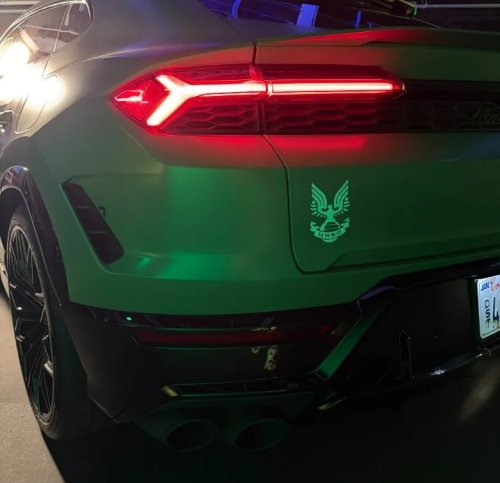 Lamborghini, Lamborghini Designed A Halo-Themed Urus You Can Drive In 'Forza Horizon 6' (More Importantly, I Got To Meet Master Chief)