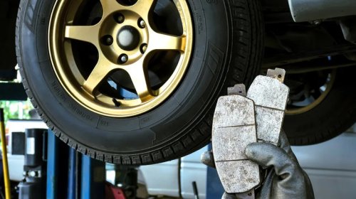 Brake Pads Smell Like Fish? This May Be The Reason