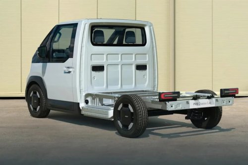 Kia’s Crowd-Favorite Van Just Got a Whole Lot More Versatile