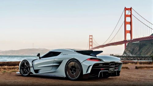 Koenigsegg, Koenigsegg Jesko Absolut Destroyed Hybrid Hypercars Using Only A Twin-Turbocharged V8