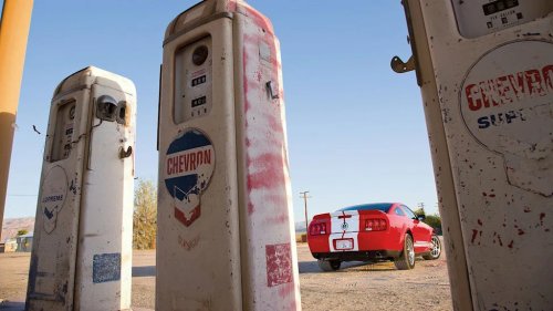 Dodge Challenger SRT8 vs. Ford Shelby GT500: The 2008 Muscle Car Battle Nobody Saw Coming