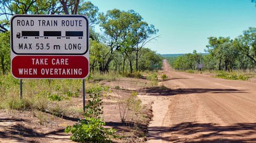 Australia's Longest Road Trains Dwarf American Semi Trucks (But They'd Never Work In The US)