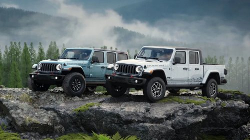 Jeep, Jeep Wrangler, Jeep Gladiator, Jeep Warns Wrangler, Gladiator Owners Not to Park Inside Due to Fire Risk: TDS