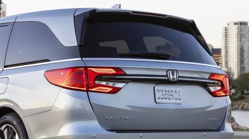 Honda, Honda Odyssey, Honda Odyssey Owners Say Airbags Deployed Without A Crash