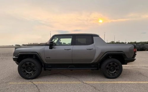 GMC Hummer EV Pickup Offers Versatility