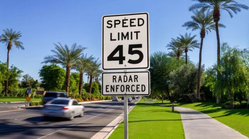 Is There A Standard Size For All Road Signs?