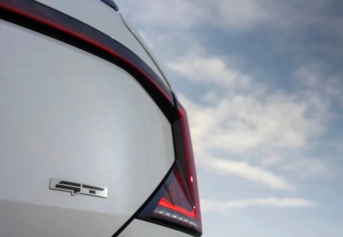 Kia's EV5 GT Is a 302-HP Tesla Model Y Alternative America Can't Buy
