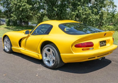 2001 Dodge Viper GTS for Sale With Just 733 Miles Shown