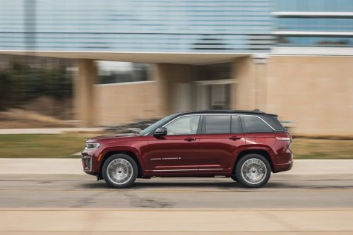 Jeep, Jeep Cherokee, Jeep Grand Cherokee, The 2028 Jeep Grand Cherokee Is Reportedly Adding the 420-HP Hurricane Inline-Six