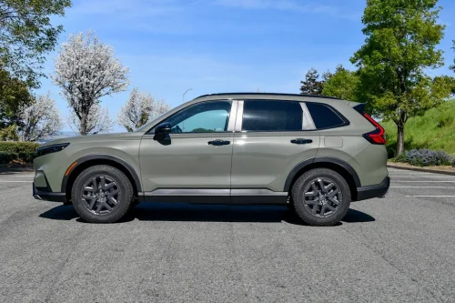 Volkswagen, Volkswagen Tiguan, Honda, Honda CR-V, Volkswagen Tiguan Vs. Honda CR-V: Which One Is Safer?