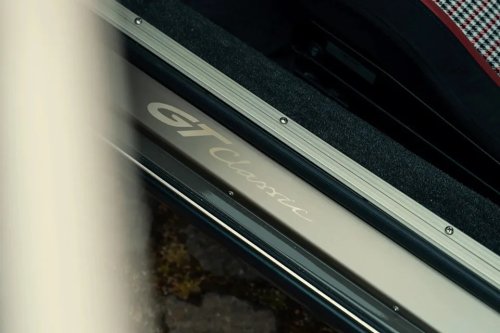 A Premier Porsche Tuner Takes Its Talents to Classics for the First Time