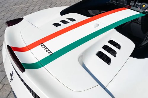 Ferrari, Two Ferrari Icons Steal the Spotlight at Mecum's Monterey 2026 Auction