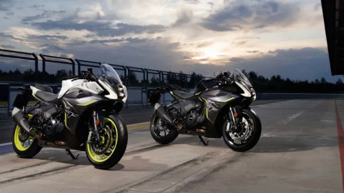 This $5,999 Sportbike Has No Business Coming With This Much Stuff