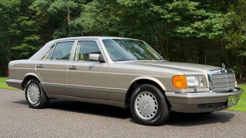 1991 Mercedes-Benz 300 SE For Sale with 49,000 Miles