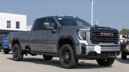 7 Diesel Engines That Outperform The 7.3 Power Stroke's Torque Ratings