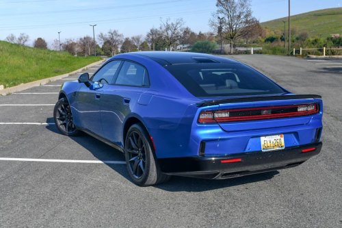 Dodge, Dodge Charger, 2026 Dodge Charger SIXPACK vs. EV: Which Powertrain is Best?