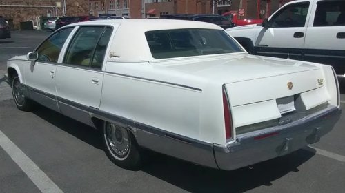 This Cadillac Was One Of The Last Cars With A Factory-Installed Landau Roof