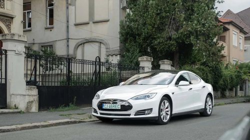 Used Tesla Model S Prices Have Fallen Dramatically. But Their Batteries Are Holding Up Great