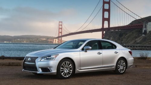 7 Used Luxury Sedans That Give You More Car Than a New Compact SUV