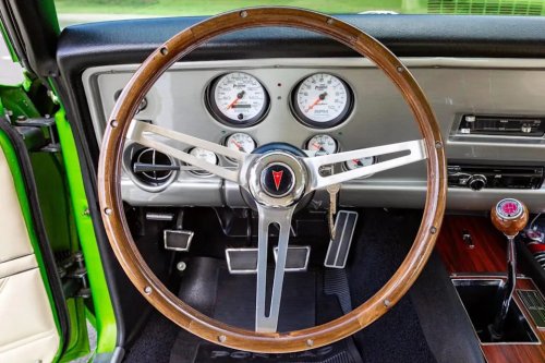 1969 Pontiac Firebird 400 for Sale With 7,000 Miles Shown