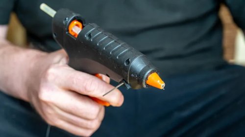 These Are The Simple Vehicle Repairs Or Tricks That Made You A Hero To Your Non Car-Obsessed Friends And Family