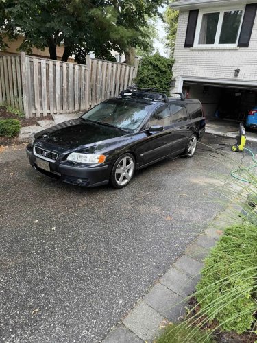 Volvo, 2004 Volvo V70 R For Sale