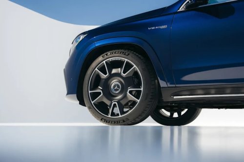 See Exterior Pics of the 2027 Mercedes-AMG GLS63