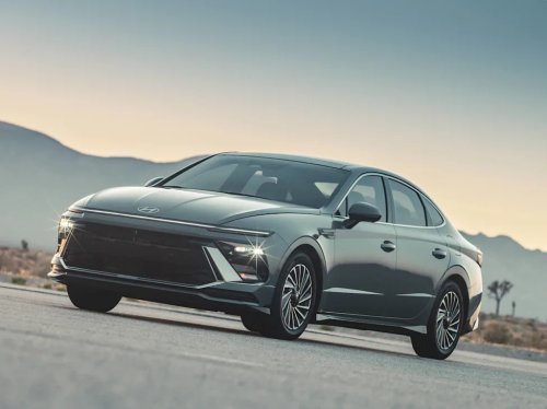 Toyota, Toyota Camry, Toyota Camry Hybrid, Honda Accord Hybrid, Honda, Honda Accord, Hyundai, Hyundai Sonata, Toyota Camry Hybrid Vs. Honda Accord Hybrid Vs. Hyundai Sonata Hybrid: Which One Is The Most Fuel-Efficient? There's One Clear Winner