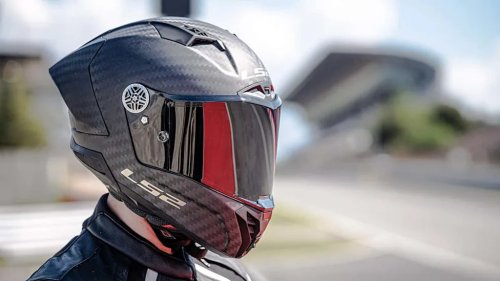 This “Budget” Motorcycle Helmet Brand Just Dropped Tech The Big Names Still Haven’t Perfected