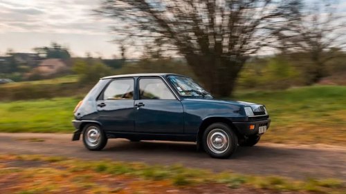 Renault, A Hidden Collection Of Fifty Renault 5 Hatchbacks Heads To Auction