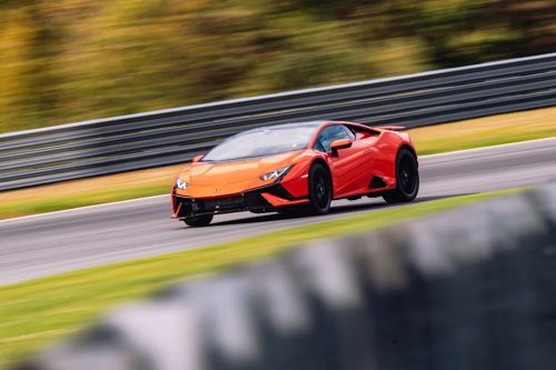 The V-10 Engine May Be Gone, But These Cars Will Never Be Forgotten