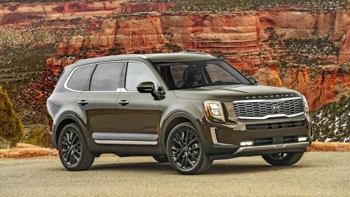 Kia Telluride Recall Fix Failed, 450,000+ SUVs Need to Park Outside