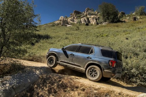 Honda, Honda Passport, View Photos of the 2027 Honda Passport TrailSport