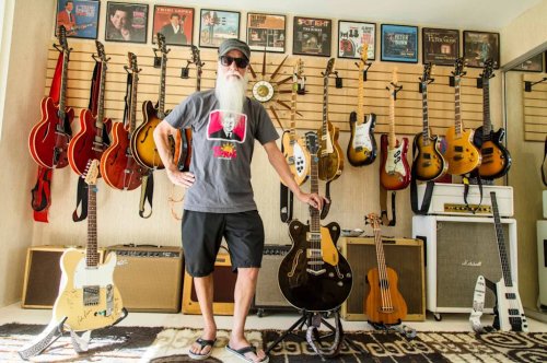 Why classic cars and classic guitars are a match made in heaven
