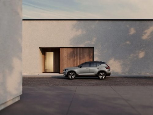 Gallery: 2028 Volvo XC40 Photos