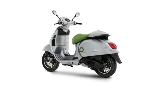 Vespa Sets Design Powers To Stun For Its 80th Birthday. Look At This Limited Edition Scooter
