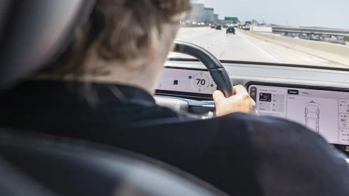Not Even Triple-Digit Heat Could Slow Down the New Rivian R2