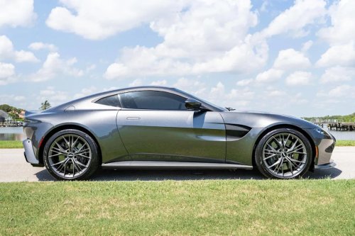 Aston Martin, 2021 Aston Martin Vantage for Sale With 7,300 Miles