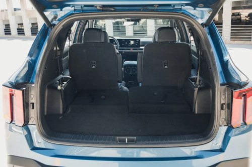 View Interior Photos of the 2025 Kia Sorento Hybrid