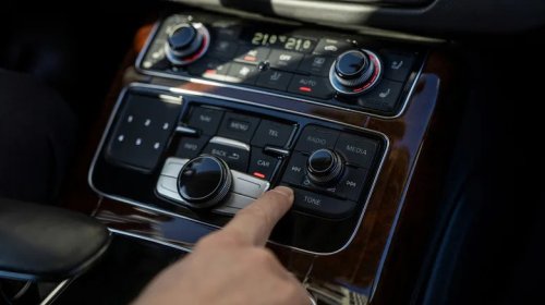5 Wireless Android Auto Issues That Don't Exist With USB