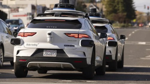 Driverless Waymo Taxis Are Bugging Out In Atlanta