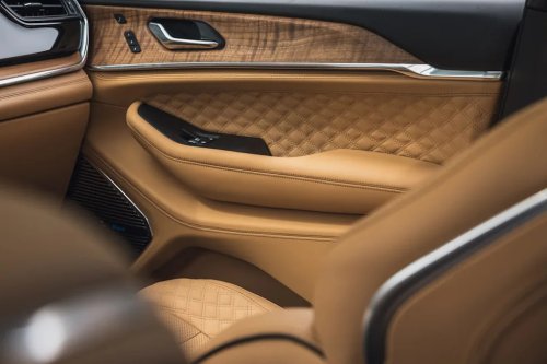 View Interior Photos of the 2026 Jeep Grand Cherokee Summit
