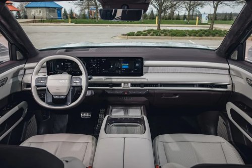 View Photos of the 2027 Kia Telluride SX Prestige Hybrid AWD