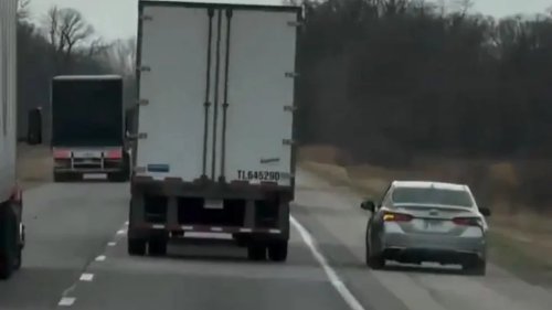 A Camry Driver Brake-Checked Two Semis Blocking the Highway. The Internet Can't Agree Who Was Wrong
