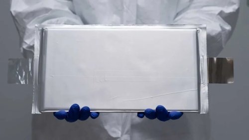 This Flaw Keeps Sabotaging Solid-State Batteries. Scientists Found A Solution