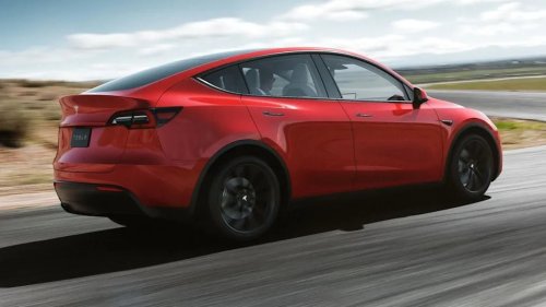 Tesla, Tesla Issues Recall Because Its Low Beam Headlights Are Blinding Drivers